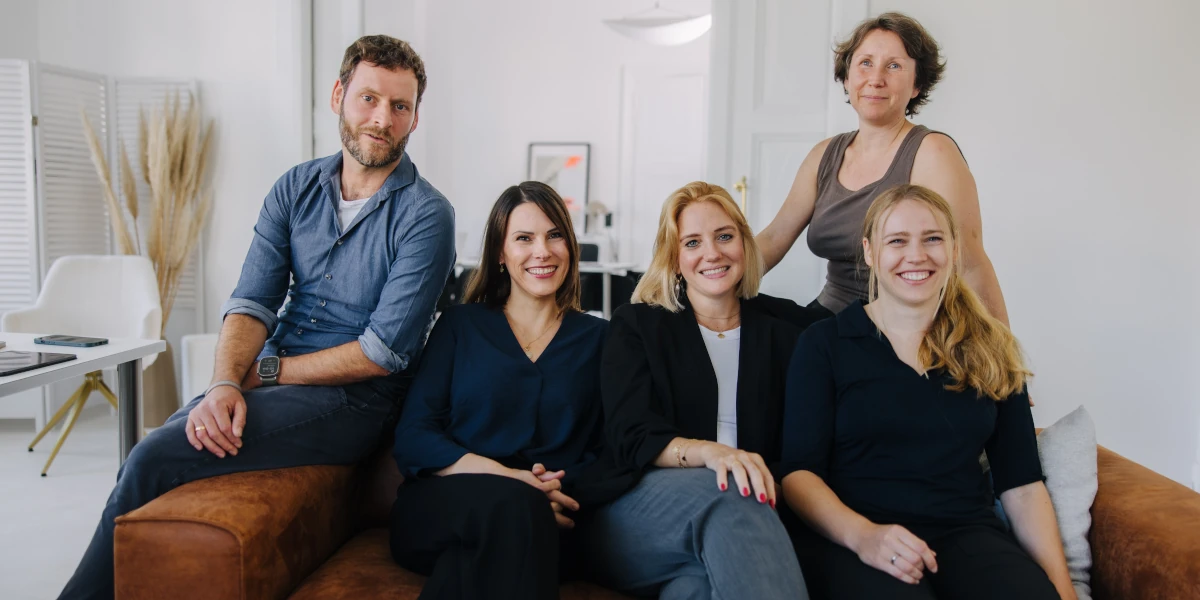 Brain and Storm Team Bild